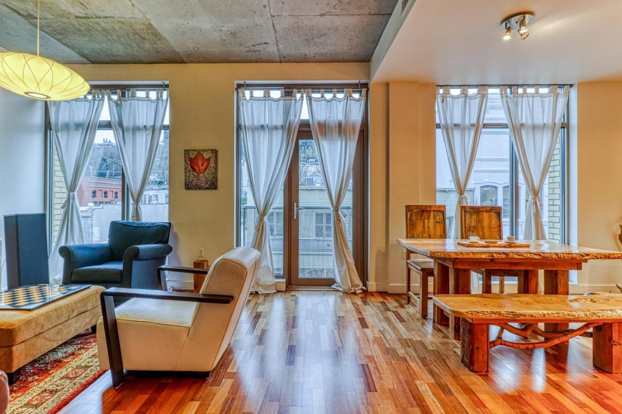 Oak Street Lofts 호텔 후드리버 외부 사진