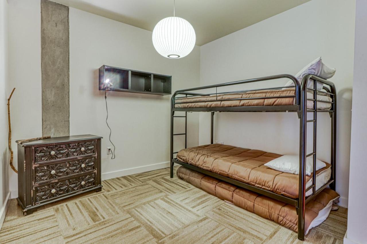 Oak Street Lofts 호텔 후드리버 외부 사진