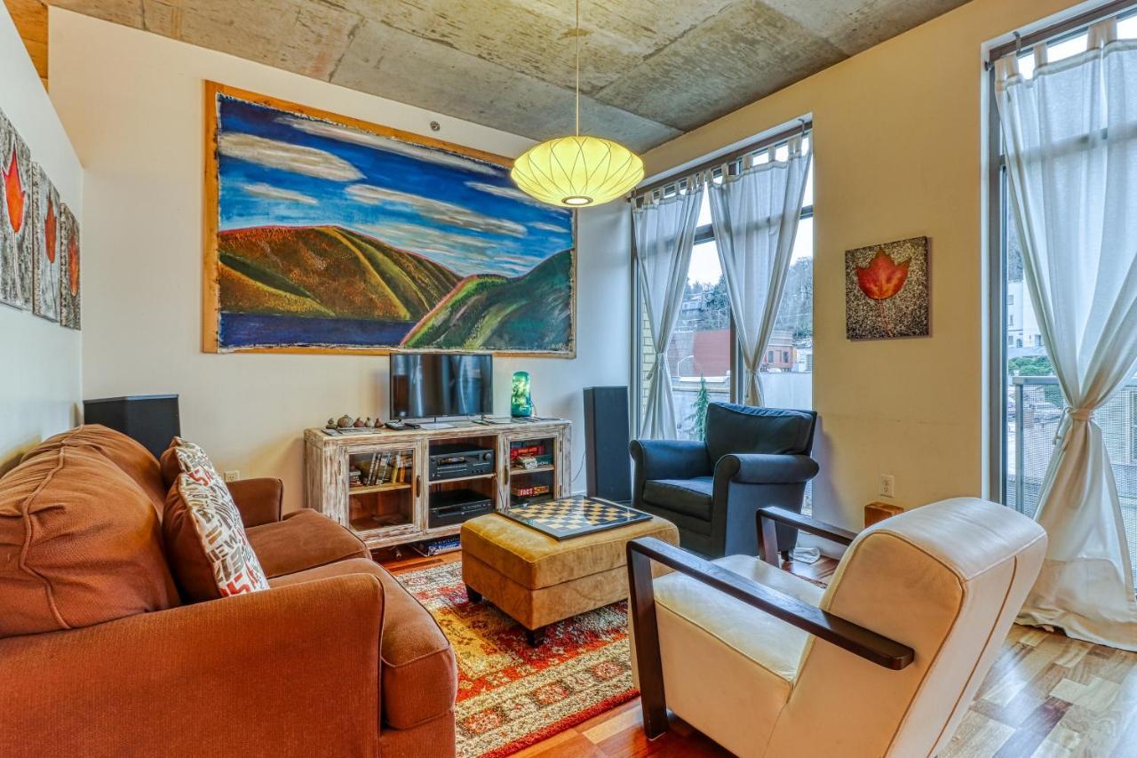 Oak Street Lofts 호텔 후드리버 외부 사진
